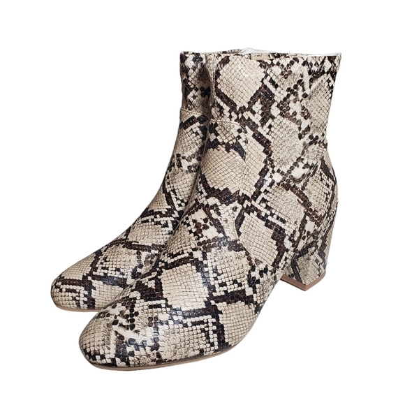 Sugar Itsie Natural Texture Man Made Ankle Boots Sz 9M - Picture 4 of 9